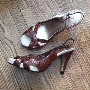 New Mizrahi crisscross strap sling back shoes